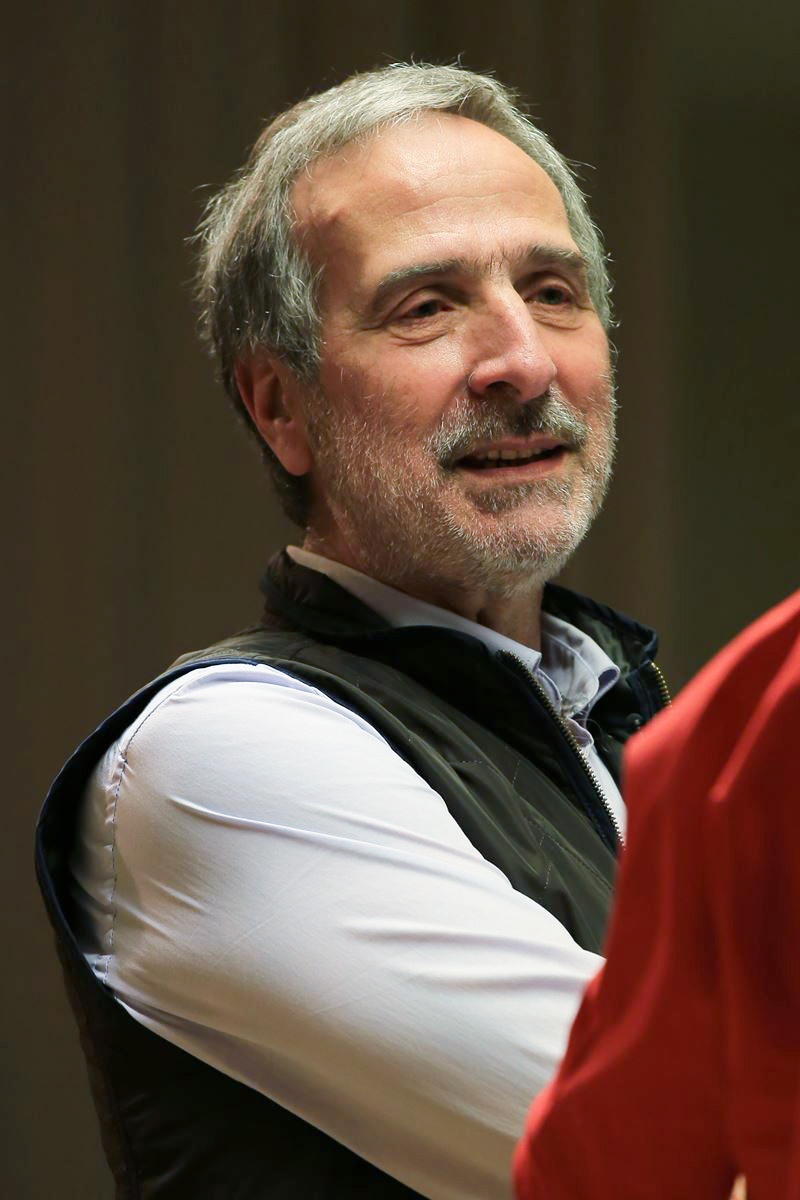 Μάνος Δανέζης